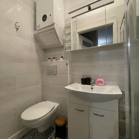 Home3city Przytulny Zakatek Апартаменты *